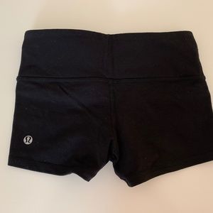 Lululemon Wunder Under Short 4" Size 2